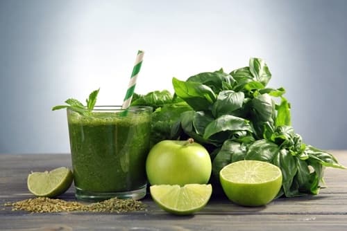 5-drinks-to-power-your-day-that-arent-coffee_2391_40135458_0_14126308_500 (1)