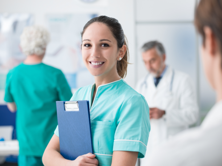 travel nurse improves patient care