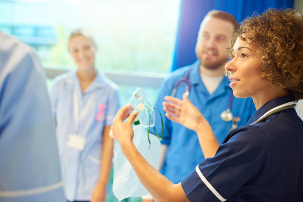 travel nurse orientation and onboarding