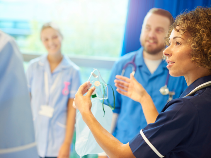 travel nurse orientation and onboarding