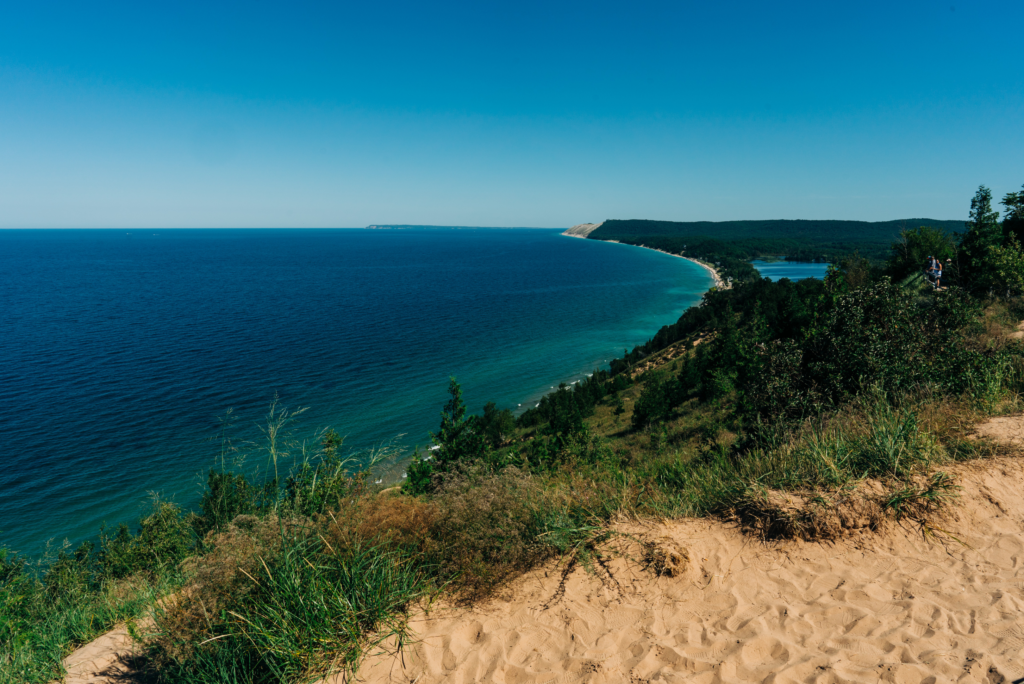 Top Spots to Visit While Travel Nursing in Michigan